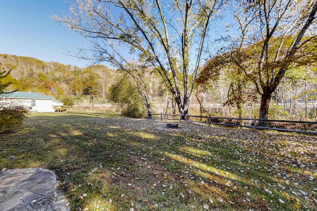3 Bed 2 Bath Vacation Home In Whittier Kültér fotó